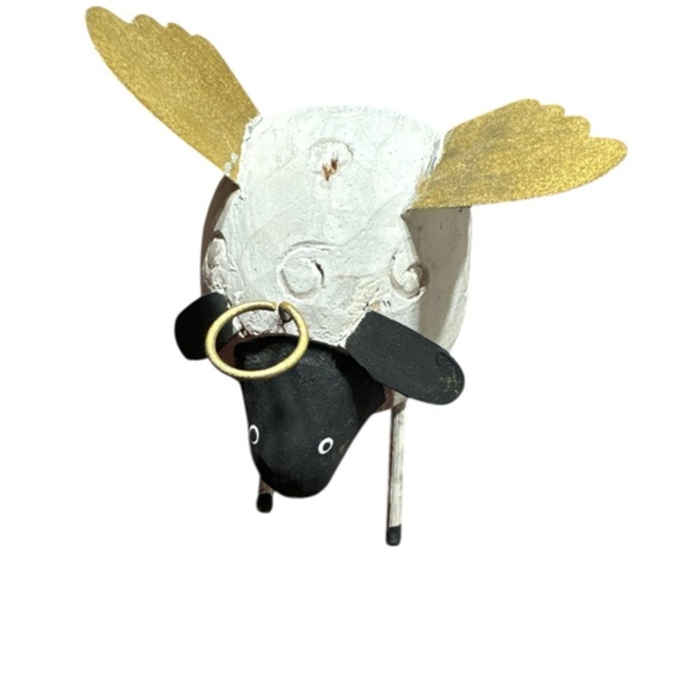 Flying Angel Sheep Decoration 2.5” Tall Lamb Home Accents Christmas Decor Used